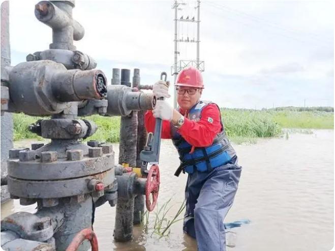 險(xiǎn)不除、人不休，水不降、人不退！大慶油田朝陽溝油田全力迎戰(zhàn)防汛&ldquo;大考&rdquo;